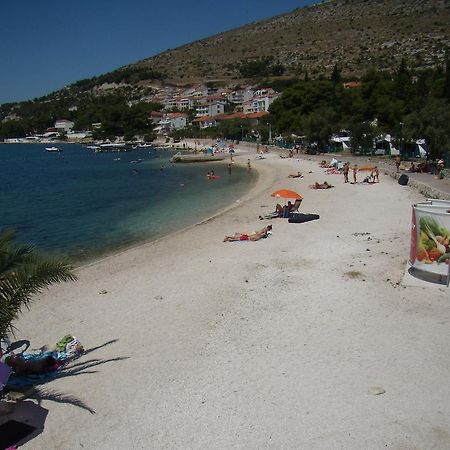Stari Dvori Apartman Trogir Szoba fotó