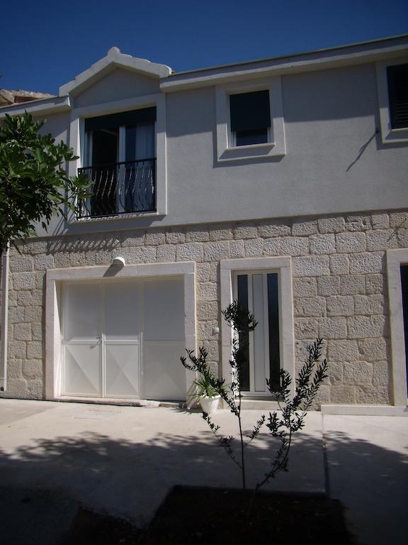 Stari Dvori Apartman Trogir Szoba fotó