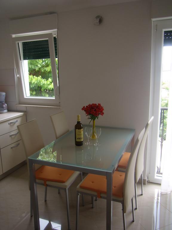 Stari Dvori Apartman Trogir Szoba fotó
